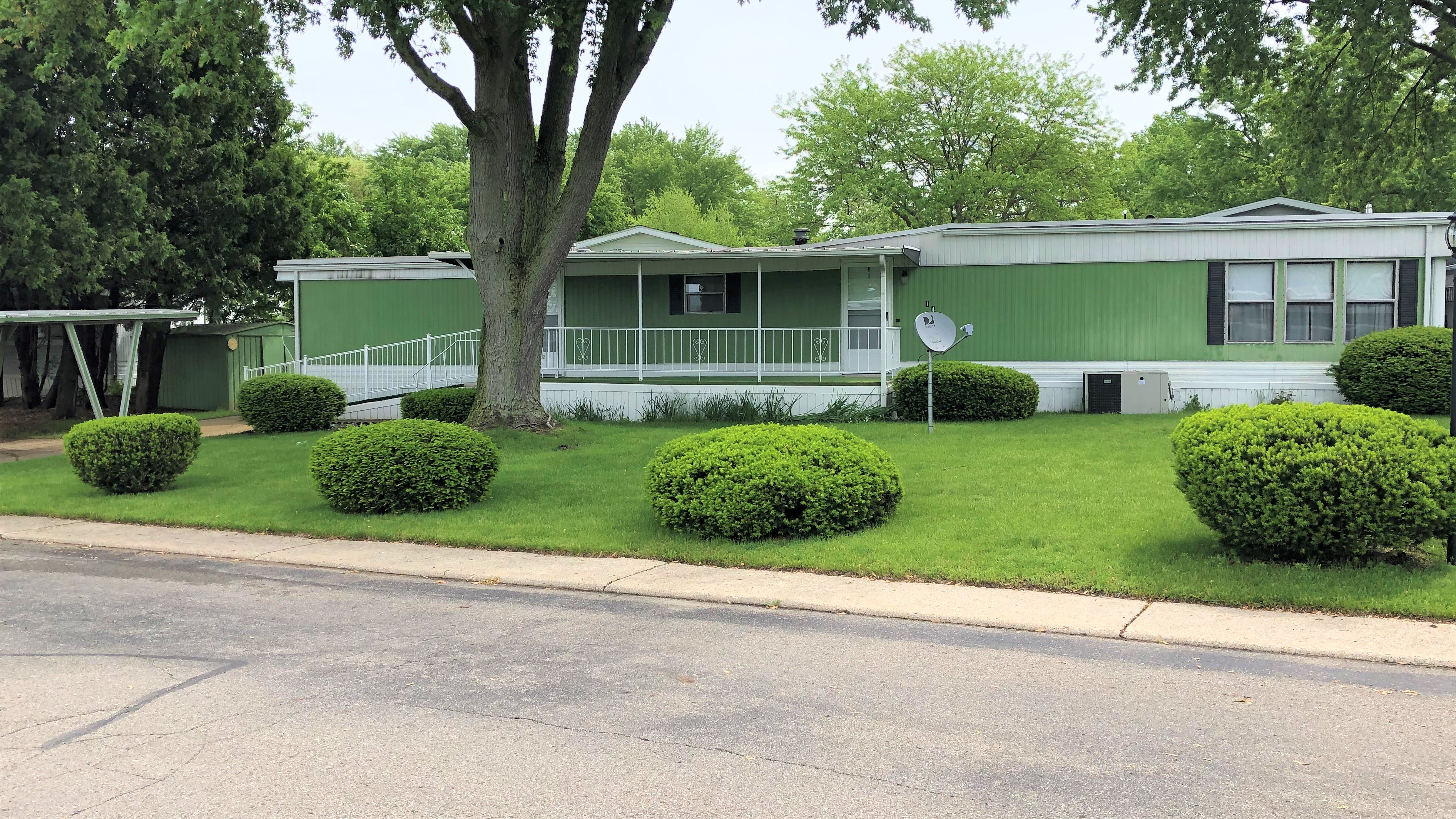 1003100 external Evergreen Estates